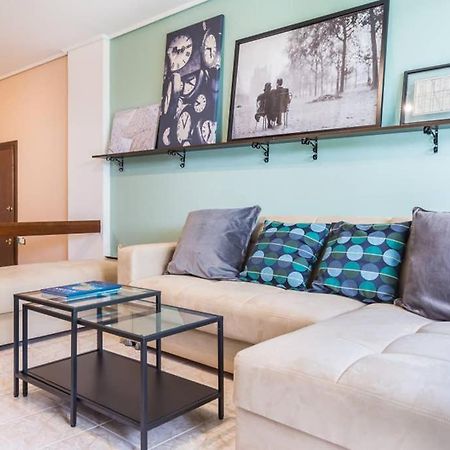 Sunny Apartment With 2 Bedrooms And Garden Glifada Eksteriør billede